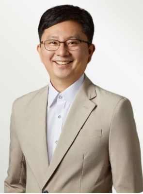 최경선 작가